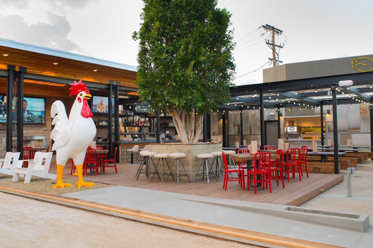 5 Restaurants to Enjoy with your Dogs in San Diego